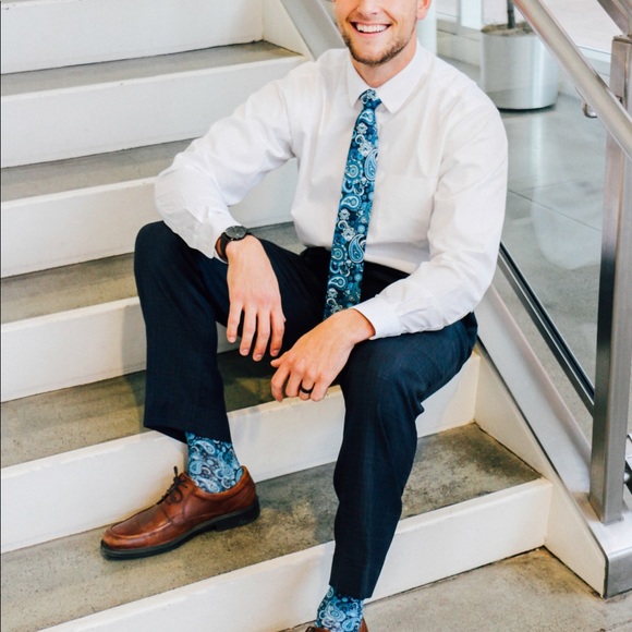 Blue paisley tie and sock combo - Picture 2 of 3